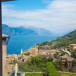 casa-luisa-castelletto-di-brenzone.hotelinveneto.com/